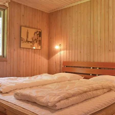 Ferienhaus Gorgeous In Hvide Sande With Wifi